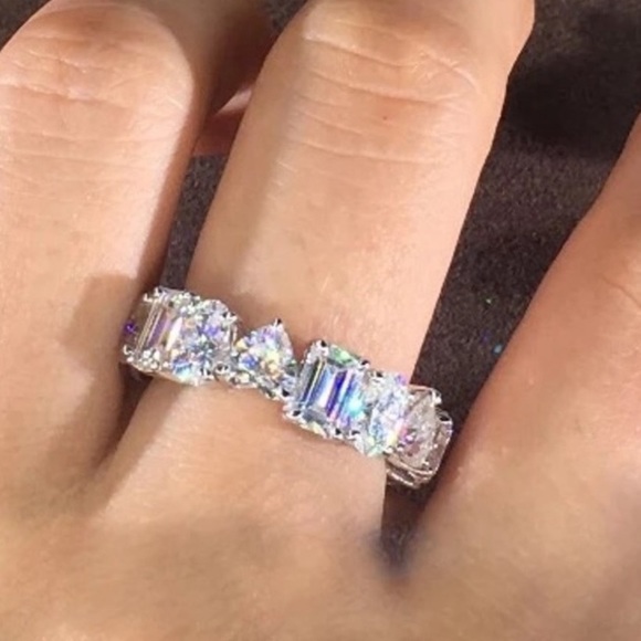 15ct Multi Stone Band - Picture 3 of 8